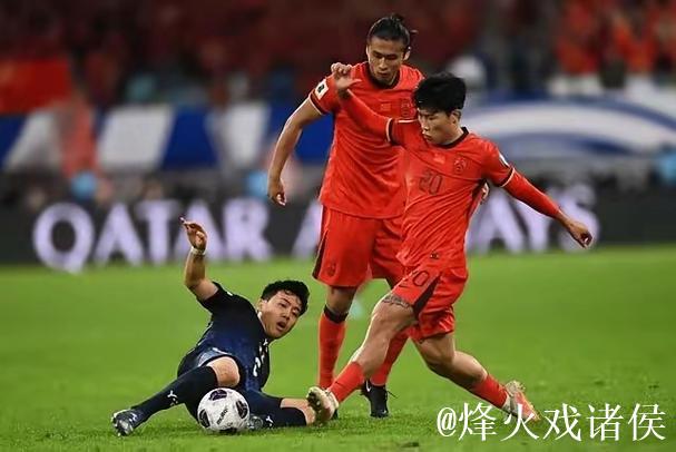 塞梅约半场数据对比曼联:1次射门1粒进球,预期进球0.13关键传球1 塞梅约半场数据对比曼联:1次射门1粒进球,预期进球0.13关键传球1